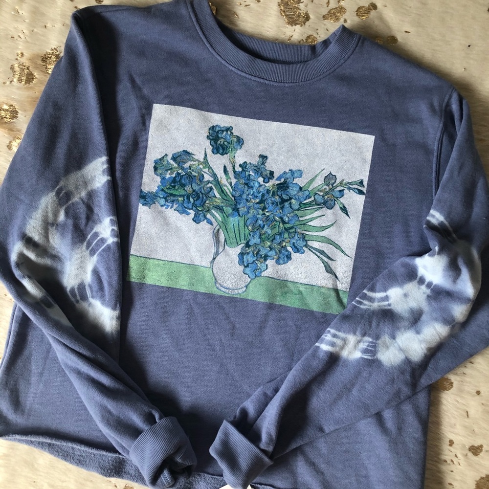 NEW Target Blue Tie Dye Flower Sweater Large